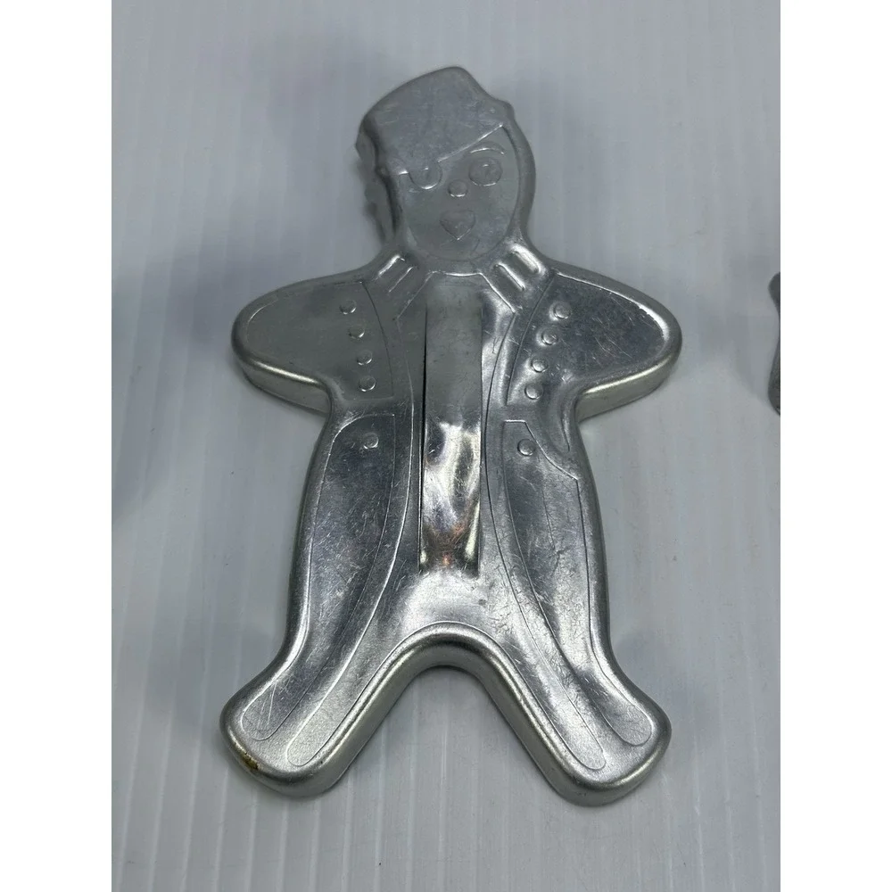 Vintage Horse Cookie Cutter Metal‎ Green Metal Handle Gingerbread Man Round